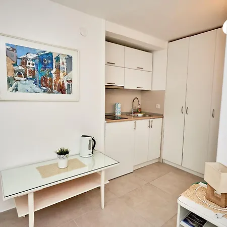 Apartment Repic *